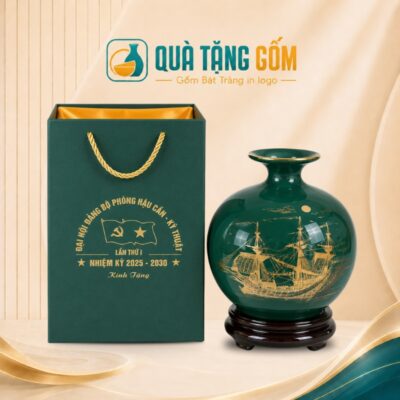 Bình hút lộc in logo men lục vẽ vàng Thuận Buồm Xuôi Gió 26cm QTG-BHL04