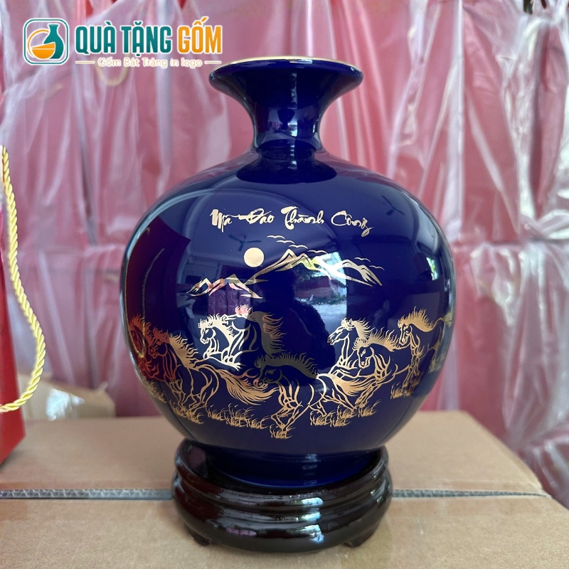 Bình hút lộc in logo men xanh dương Mã Đáo Thành Công vẽ vàng 26cm QTG-BHL01 - Ảnh 2