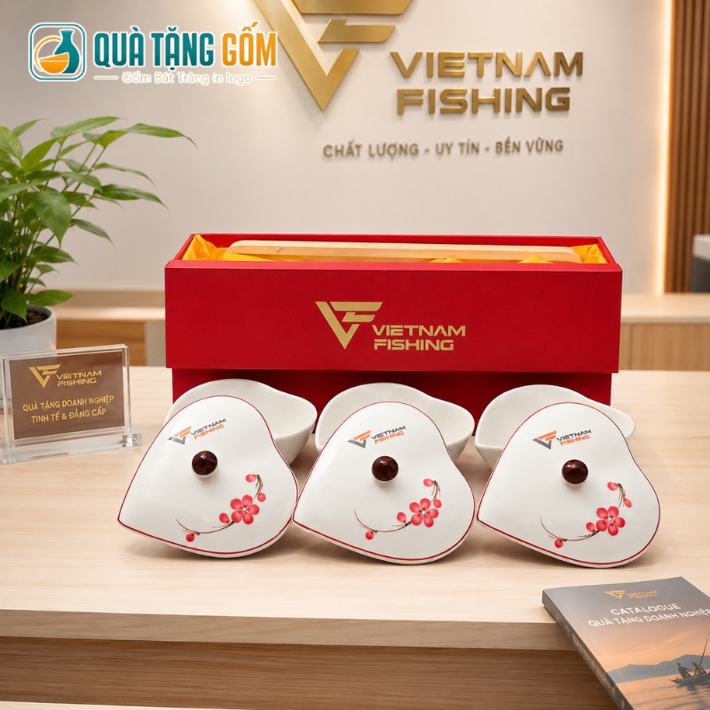 Bộ 3 hũ mứt dáng tim quà tặng in logo vẽ hoa đào hồng QTG-KM02 - Ảnh 6