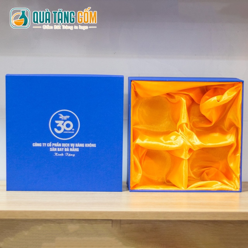 Bộ 4 hũ mứt quà tặng in logo dáng tròn vẽ hoa đào hồng QTG-KM01 - Ảnh 12