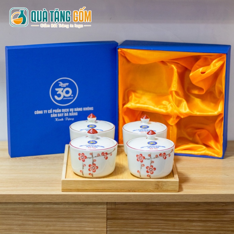 Bộ 4 hũ mứt quà tặng in logo dáng tròn vẽ hoa đào hồng QTG-KM01 - Ảnh 5