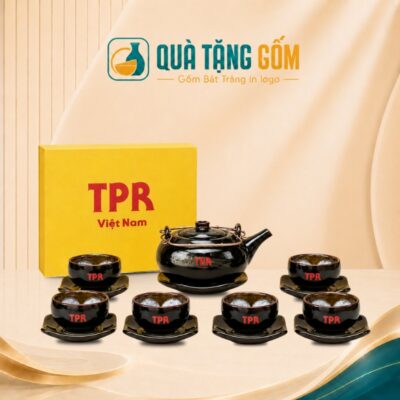 Bộ trà hỏa biến nâu đen in logo quà tặng dáng Giang Tây quai đồng chén lòng hoa QTG-AC02