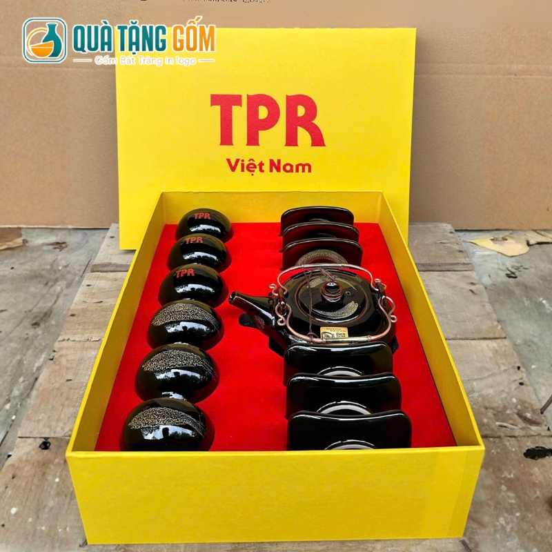 Bộ trà hỏa biến nâu đen in logo quà tặng dáng Giang Tây quai đồng chén lòng hoa QTG-AC02 - Ảnh 9