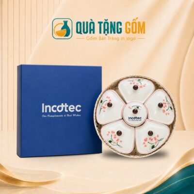 Khay mứt sứ quà tặng in logo dáng 5 cánh hoa sen hồng vẽ tay QTG-KM03