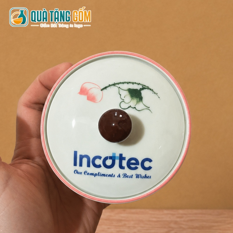 Khay mứt sứ quà tặng in logo dáng 5 cánh hoa sen hồng vẽ tay QTG-KM03 - Ảnh 3